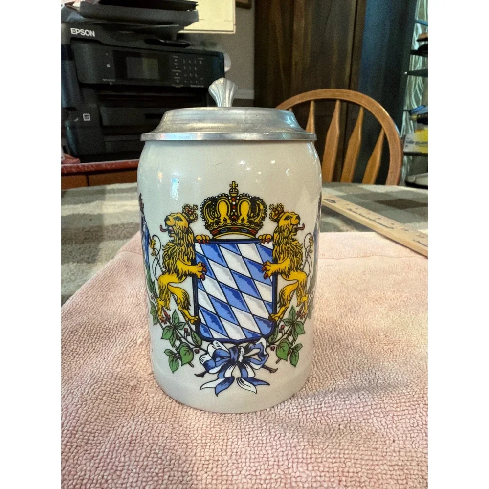 Vintage Bavarian Coat of Arms‎ Beer Stein with Hinged Pewter Lid German Mug